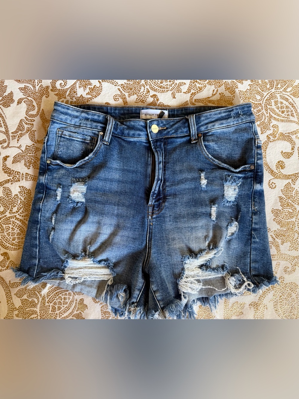 Risen Distressed Denim Jean Shorts - Size 1X - Picture 2 of 6